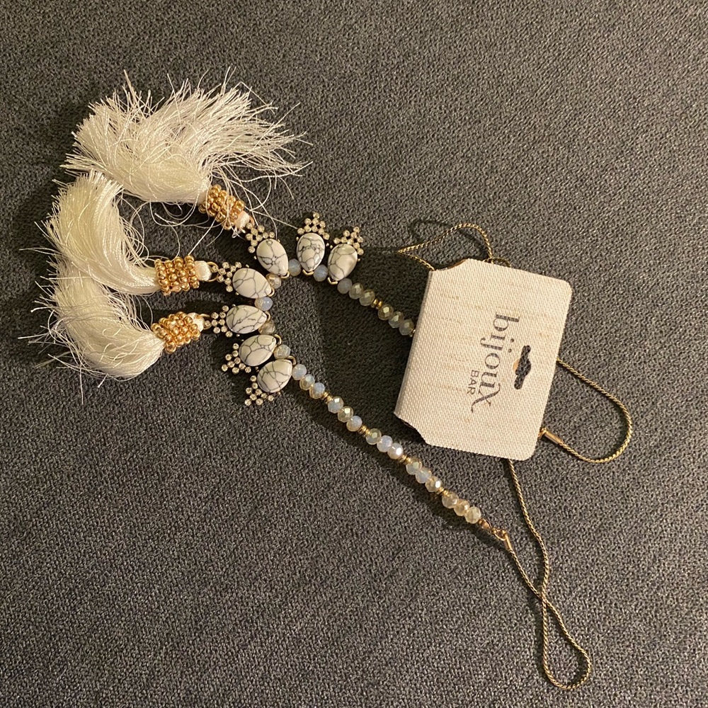 Unique tassel marbled design necklace